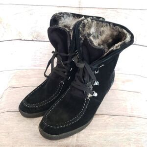 Leather Lace Up Boots with Faux Fur